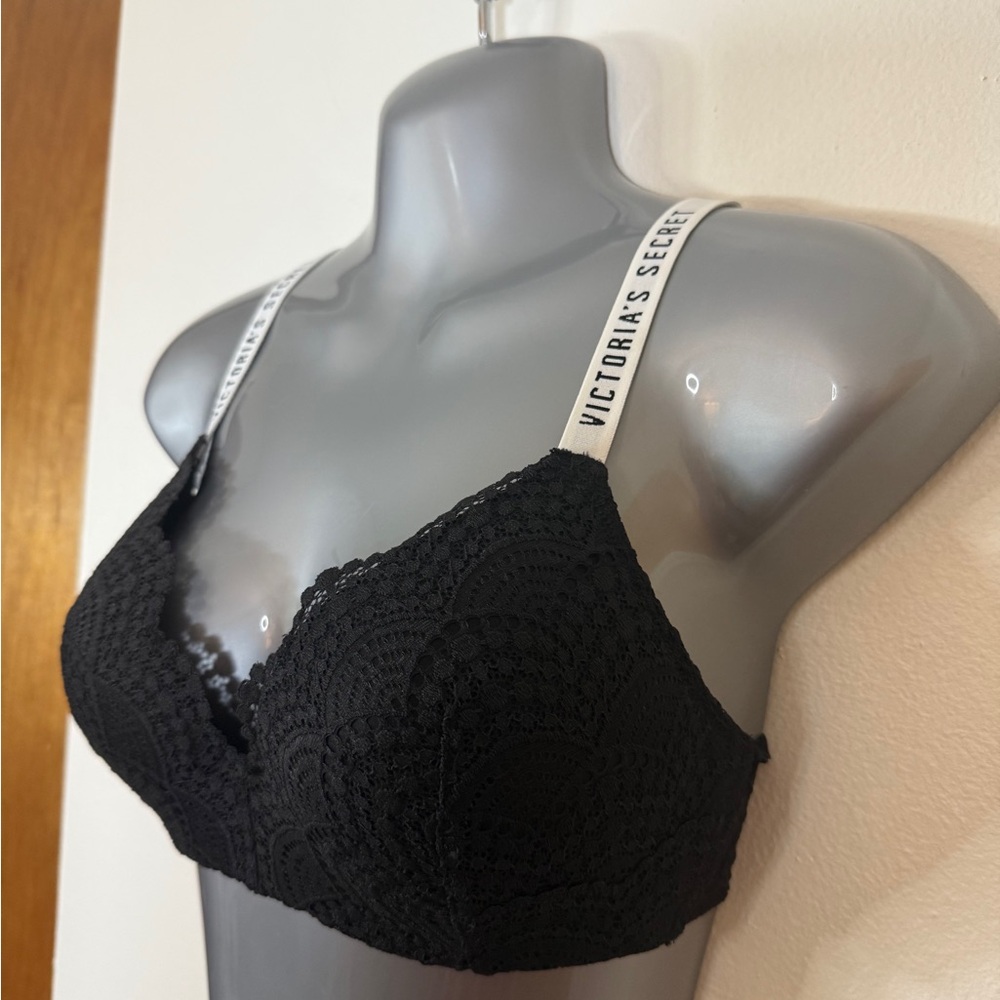 Victoria's Secret Black Lace Bra Size 32D SKU0139 - Picture 4 of 10